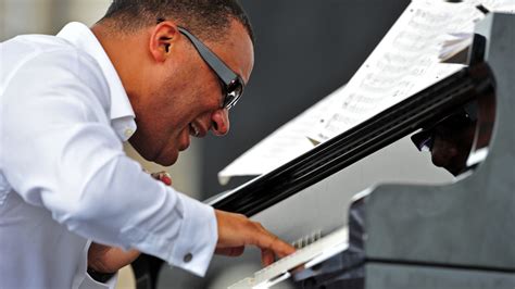 Gonzalo Rubalcaba .